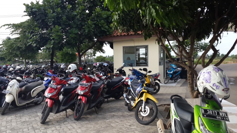 Tempat Parkir SMAN 13 Kab. Tangerang (3)